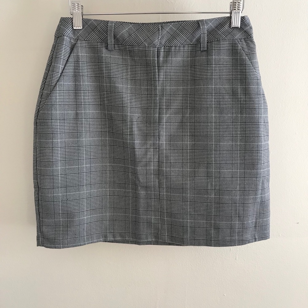 Fashion Nova skirt